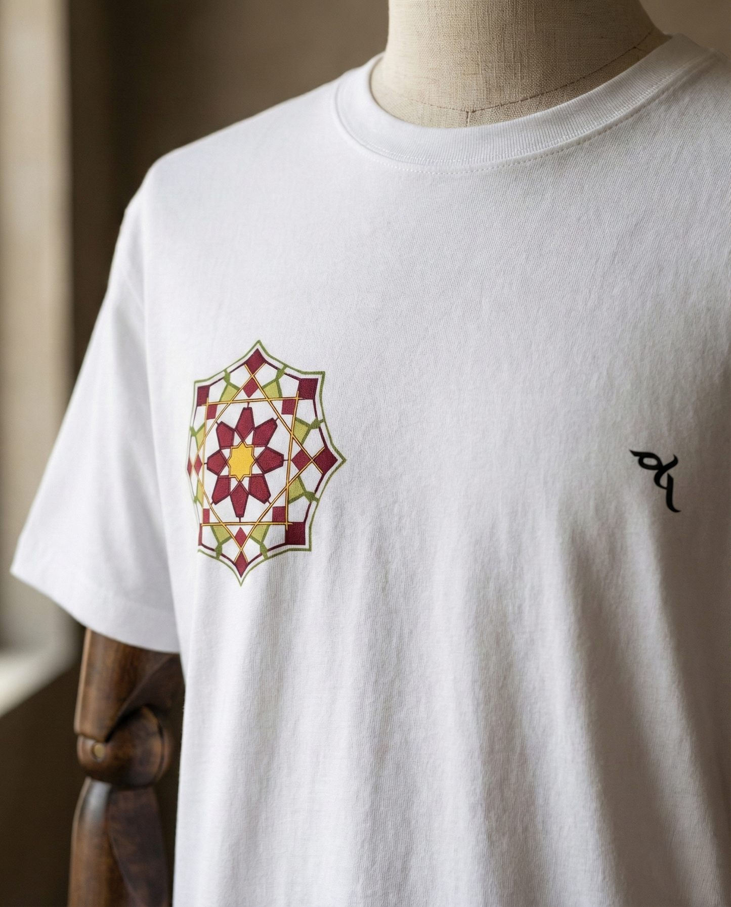 Chest Print Tee | ERA0